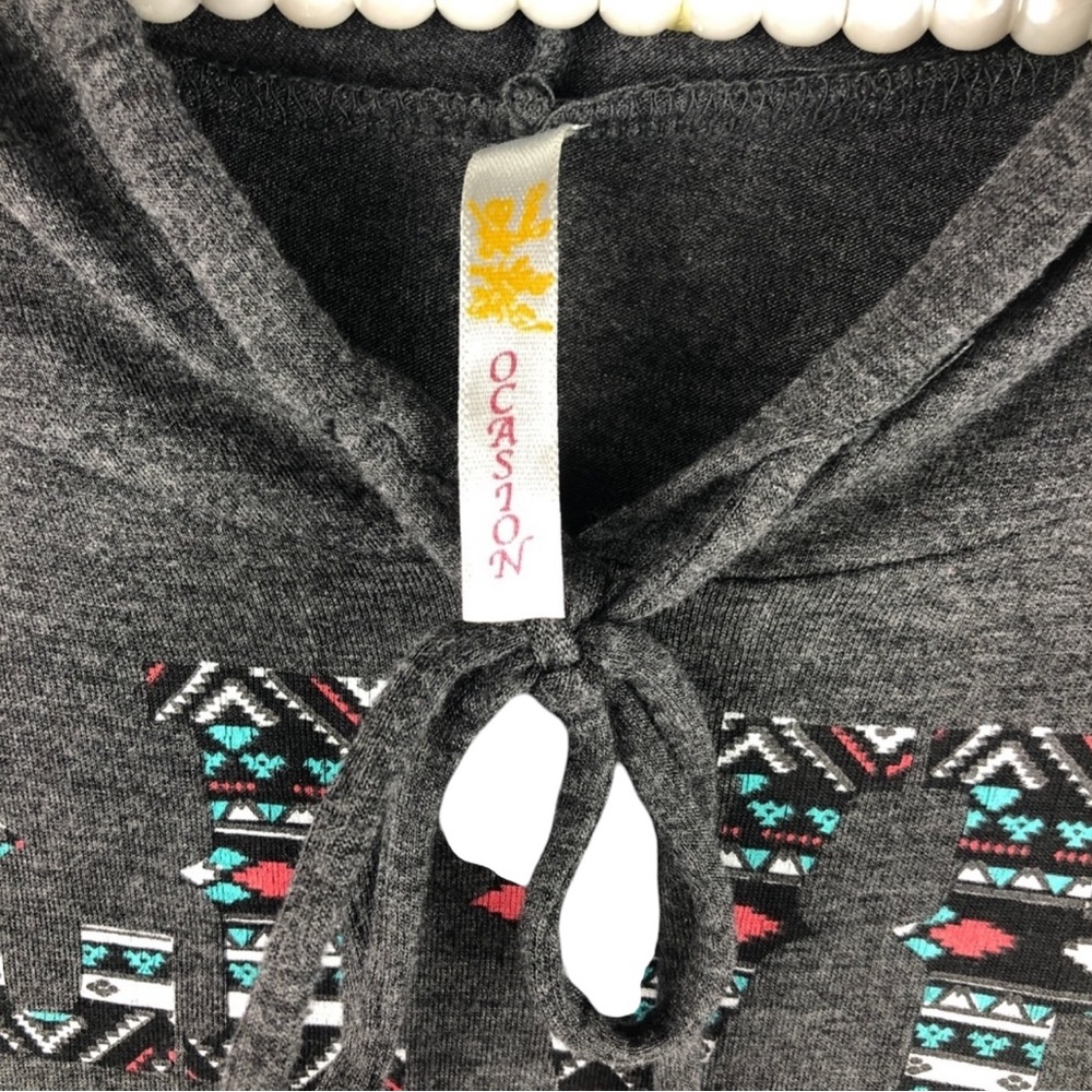 OCASION | Love Graphic Hoodie - Picture 4 of 5